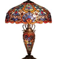 Victorian Tiffany Style Table Lamp Stained Glass Lighted Base 18″ Shade 25″ Tall